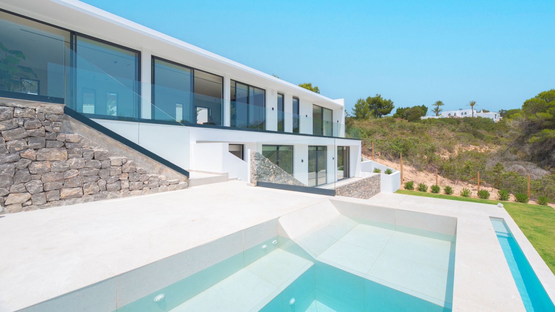 Cala Tarida Beach - Pool